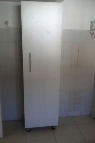 Armario alto para cozinha ou casa de banho Malhangalene - imagem 1