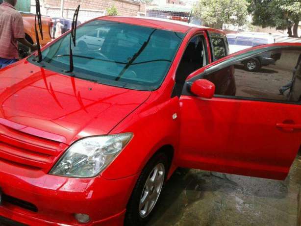 Toyota ist vermelho Maputo - imagem 1