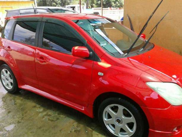 Toyota ist vermelho Maputo - imagem 5