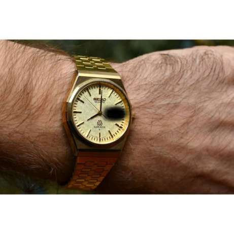 Relógios SEIKO QUARTZ dourados Gold Sommerschield - imagem 2
