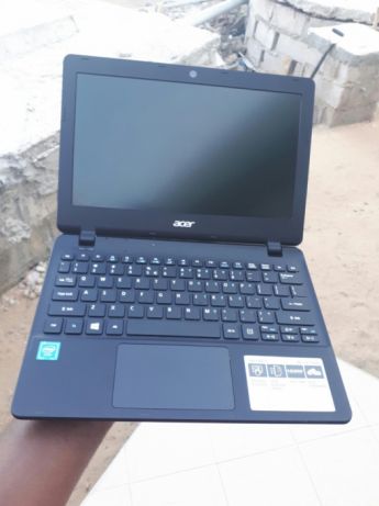 Laptop Acer mini Sommerschield - imagem 4